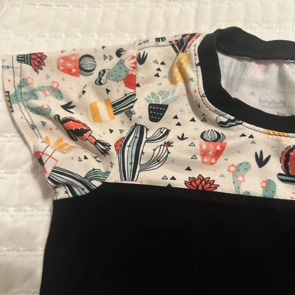 small shop Gender Neutral Baby Outfit - Picture 5 of 10